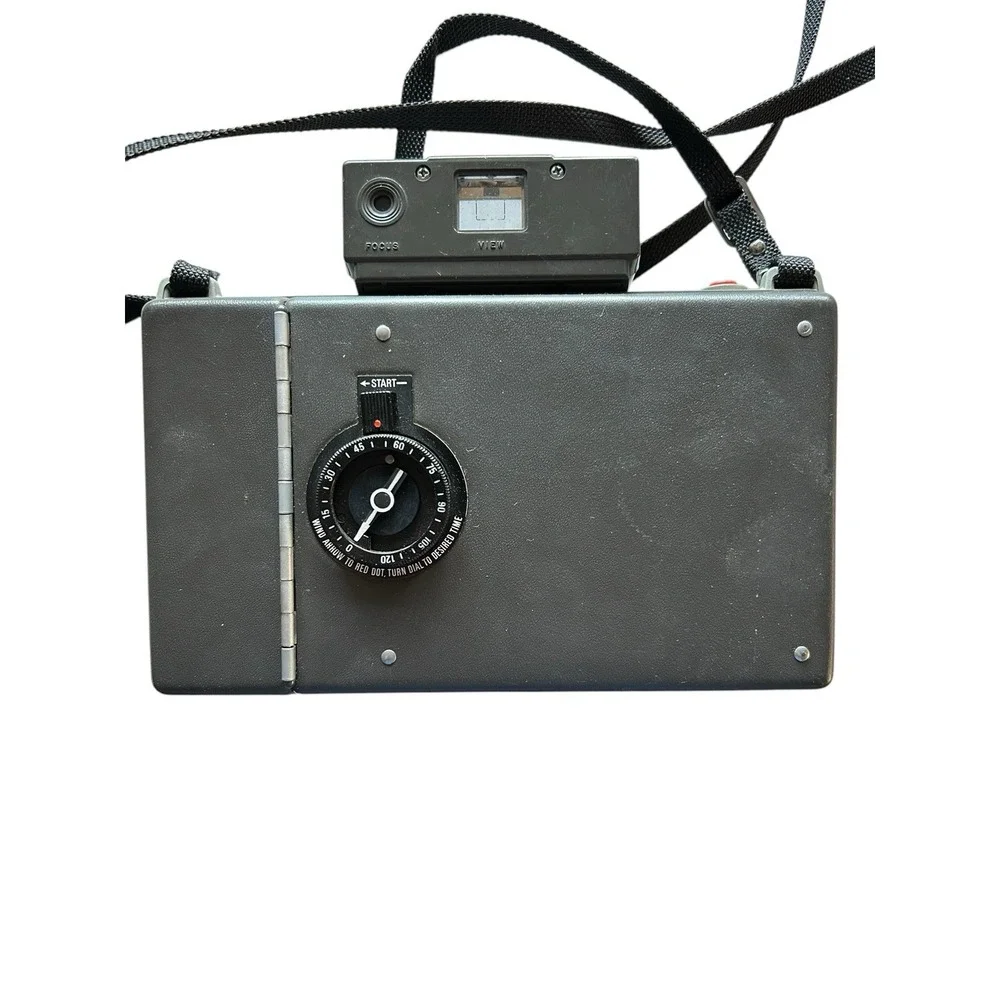 Vintage Polaroid Land Camera 330 Plus‎ Cold Clip Untested